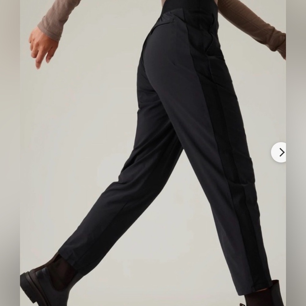 Athleta Brooklyn Black Trouser Pants *double lined interior* - size 8